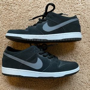 Nike SB Dunk Low Pro IW